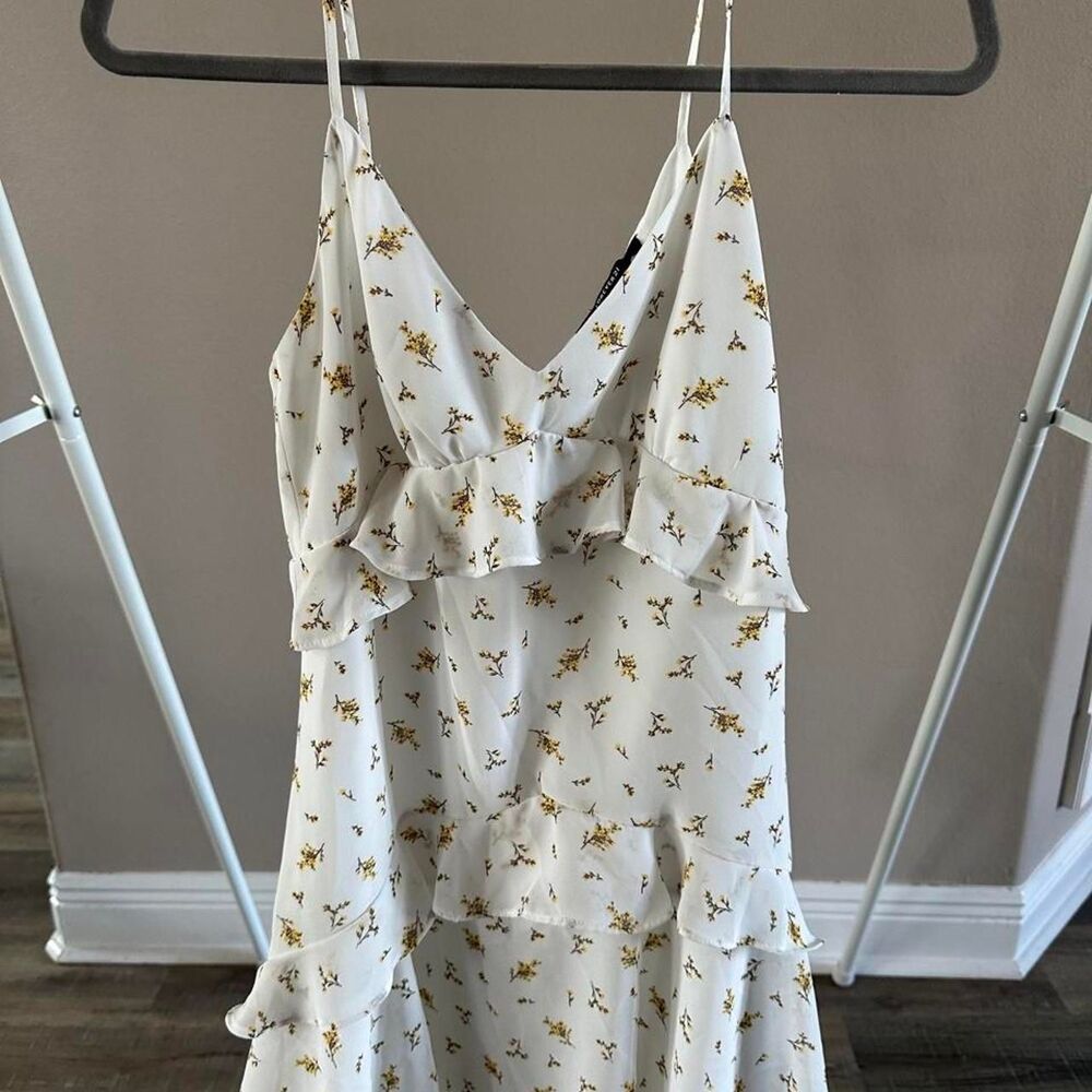 Forever-21 Women's White and Cream Dress